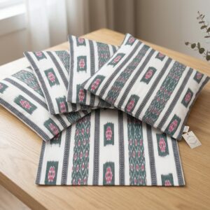 Cushion cover - White and Green - Set of 5